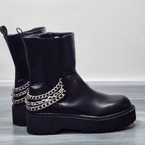 Wild Pair Moto Boots 7.5M Black Rocksann Chain Detail Zipper Lug Sole